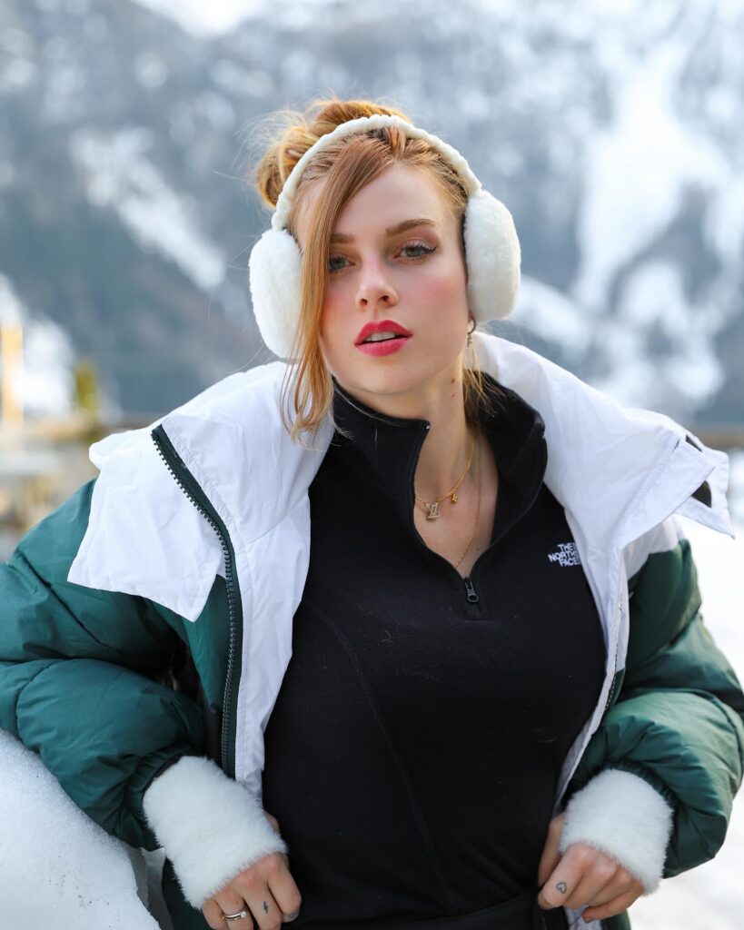 Flavia Charallo Net Worth, Wiki, Height, Age, Family, Husband and Career Flavia Charallo Net Worth $1.5 Million