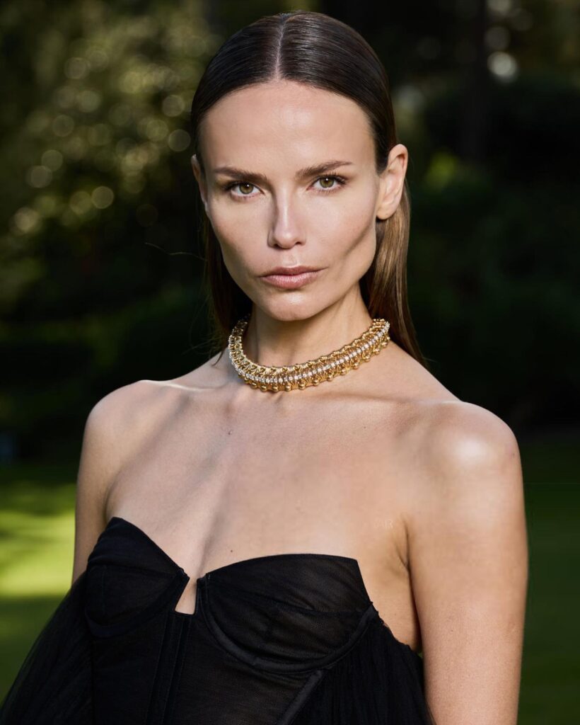 Natasha Poly Net Worth, Wiki, Height, Age, Family, Husband and Career Natasha Poly wed businessman Peter Bakker back on April 16, 2011, during a three day party held in Saint-Tropez.