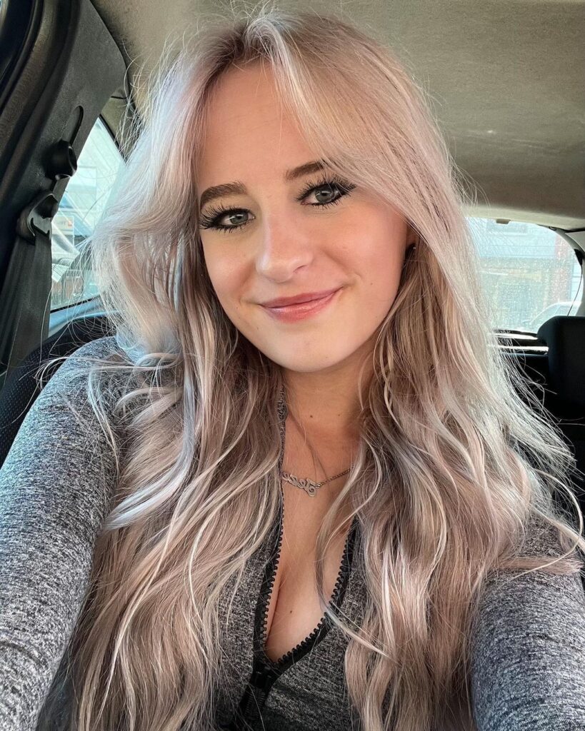 Jezelle Catherine Net Worth, Wiki, Height, Age, Family, Boyfriend and Career Jezelle Catherine Net Worth $100,000 to $1 Million