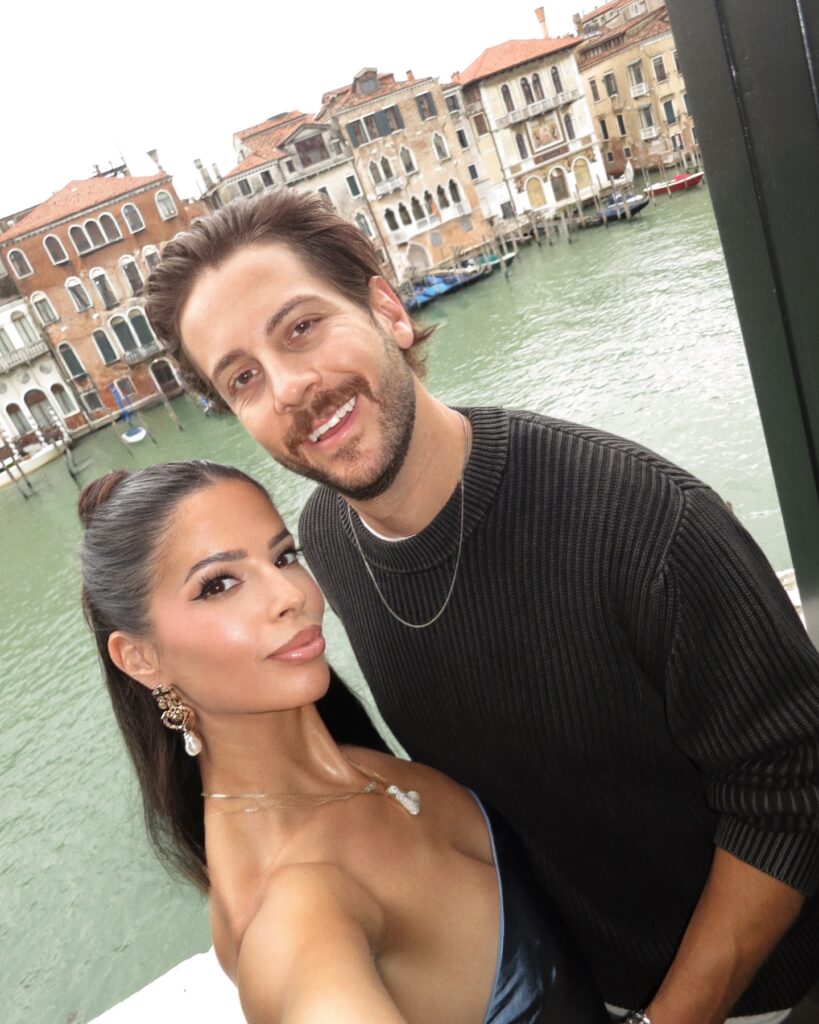 Laura Lee Net Worth, Wiki, Height, Age, Family, Husband and Career Laura Lee got married to Tyler Williams in 2012.