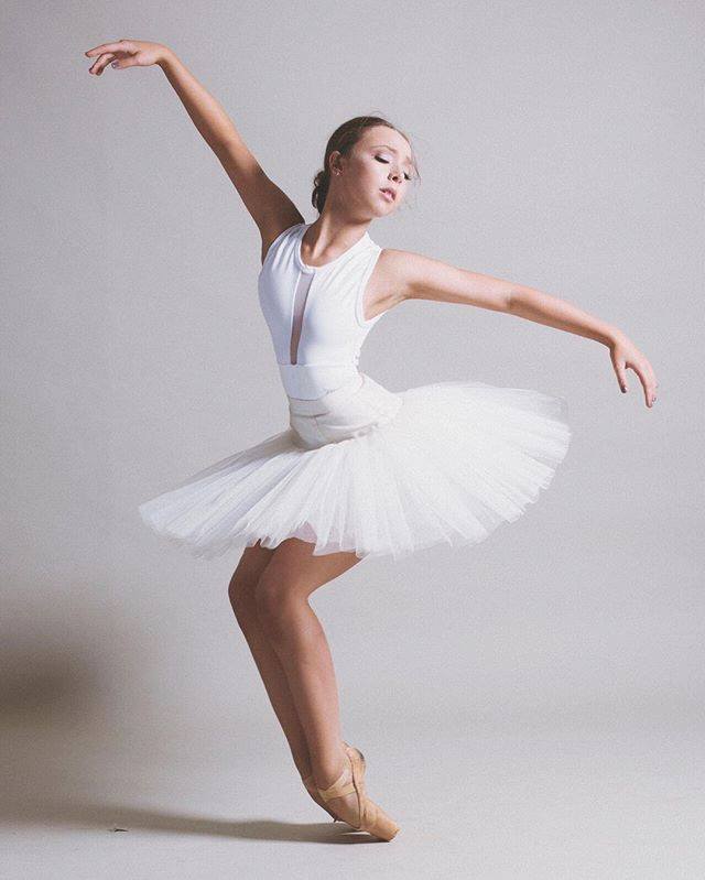 Sophia Lucia Net Worth, Wiki, Height, Age, Family, Boyfriend and Career Sophia Lucia began dancing at age two at San Diego Dance Centre.