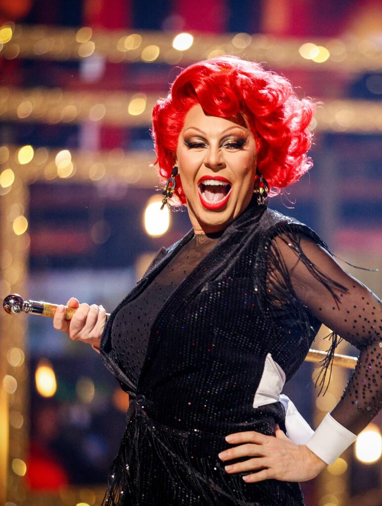 La Voix Net Worth, Wiki, Height, Age, Family, Boyfriend and Career Controversies