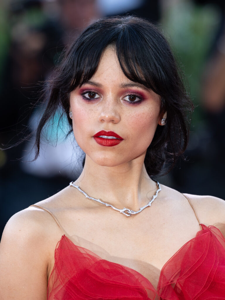 Jenna Ortega Net Worth, Wiki, Height, Age, Family, Boyfriend and Career Jenna Ortega Net Worth $5 Million