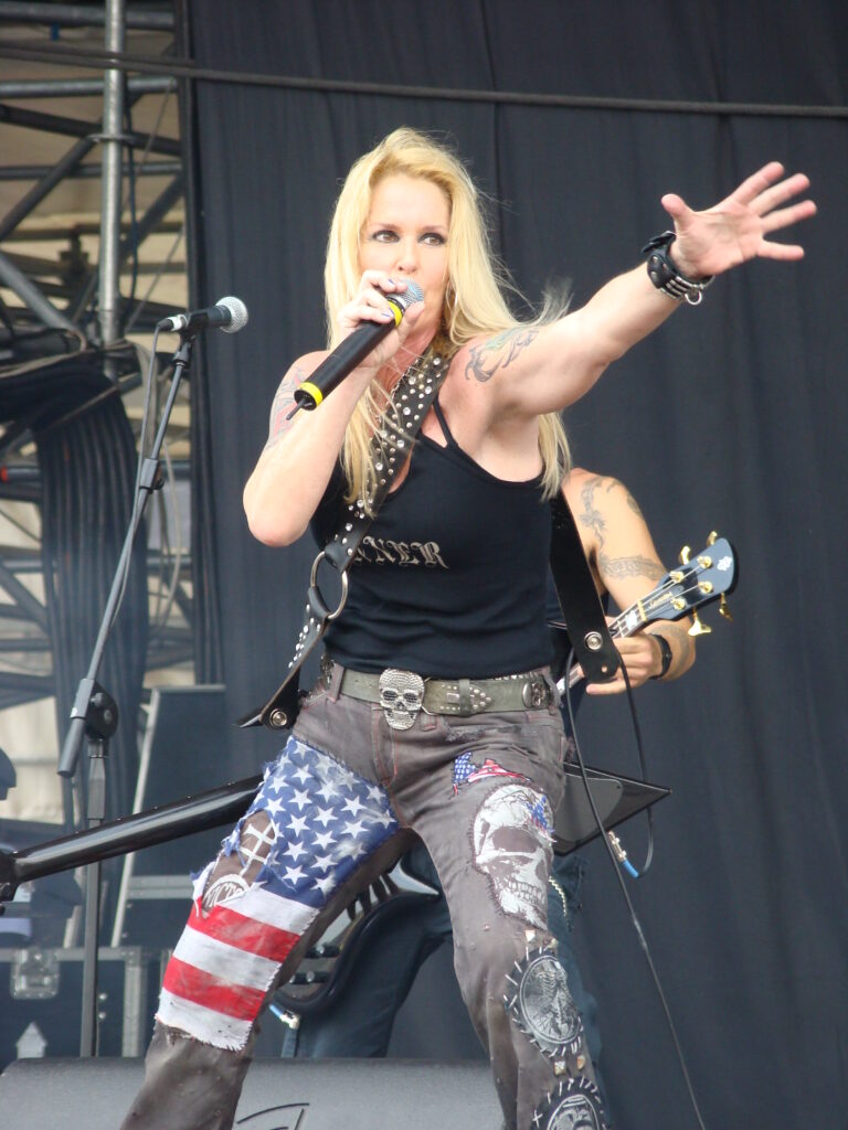 Lita Ford Net Worth, Wiki, Height, Age, Family, Husband and Career Lita Ford started her music work as the main guitarist for the all-female rock band The Runaways in the mid-1970s.