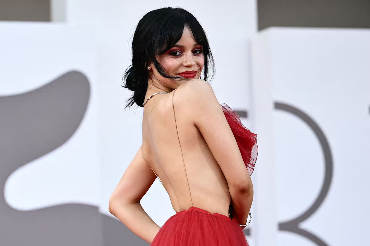 Jenna Ortega Net Worth, Wiki, Height, Age, Family, Boyfriend and Career Jenna Ortega Net Worth