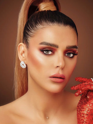 Top 10 Most Beautiful Muslim Women in The World