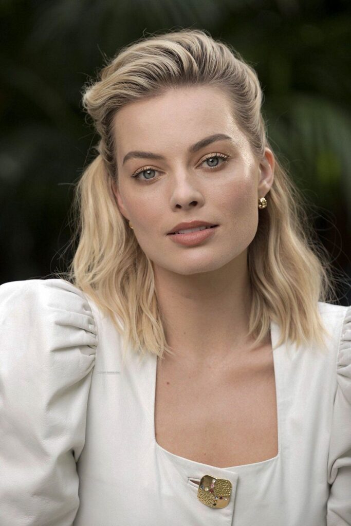 Top 10 Most Beautiful Women In The World Of All Time