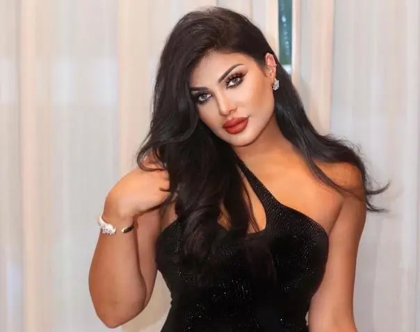 Amal Al Awadhi Net Worth, Wiki, Height, Age, Family, Husband and Career