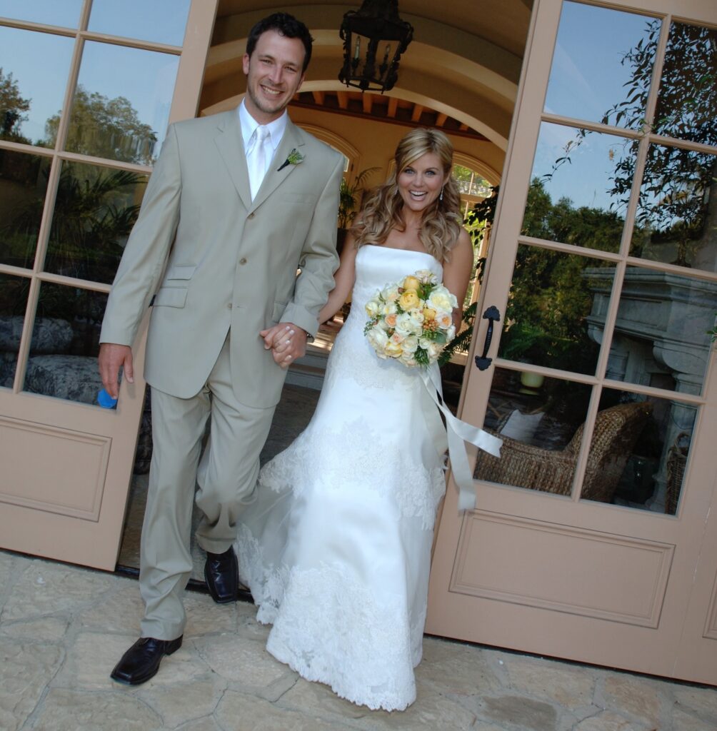 Tiffani Thiessen Net Worth, Wiki, Height, Age, Family, Husband and Career Tiffani Amber Thiessen has been married to actor Brady Smith since 2005.