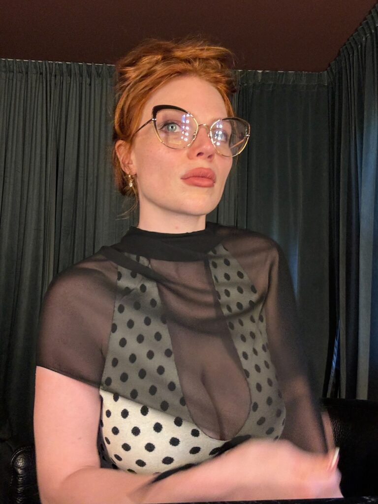 Levi Coralynn Net Worth, Wiki, Height, Age, Family, Boyfriend and Career Levi Coralynn is recognized for her special way of making content, which separates her in the packed area of online figures.