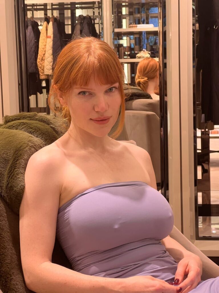 Levi Coralynn Net Worth, Wiki, Height, Age, Family, Boyfriend and Career Levi Coralynn posted material is daring, fashionable, and enjoyable.