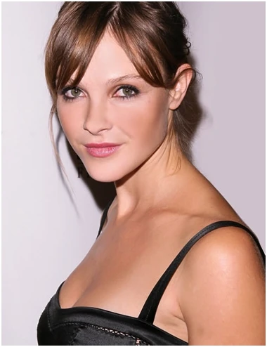 Beau Garrett Net Worth, Wiki, Height, Age, Family, Husband and Career Beau Garrett Net Worth $11 Million