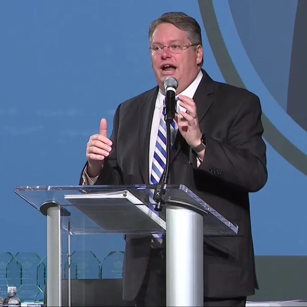 Marshall McPeek Net Worth, Salary, Wiki, Age, Height, Parents, Wife and Career Marshall McPeek professional story shows starting early, continuous learning, and adjusting to every phase of the broadcast business.