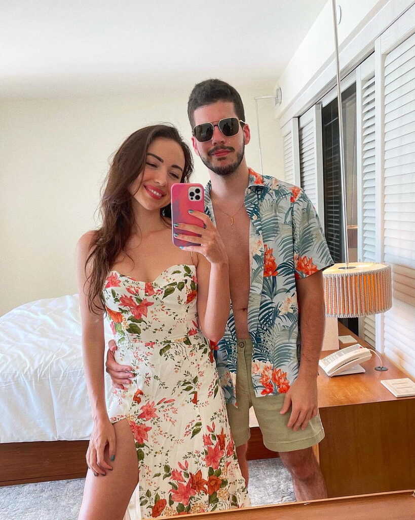 Samara Redway Net Worth, Wiki, Height, Age, Family, Husband and Career Samara Redway husband name is André Rebelo, also called the famous gaming YouTuber Typical Gamer.