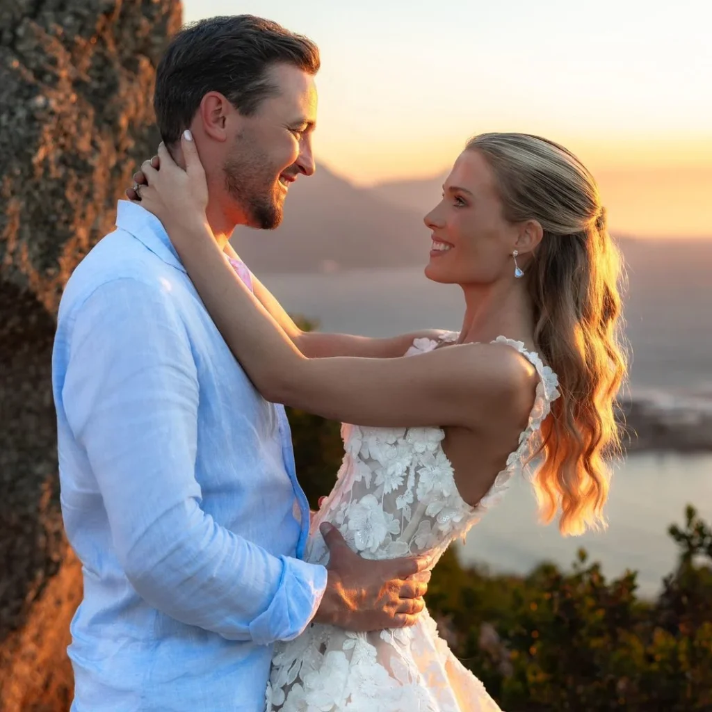 Alice Eve Net Worth, Wiki, Age, Height, Family, Husband and Career Alice Eve Husband marry businessman Alex Cowper-Smith.