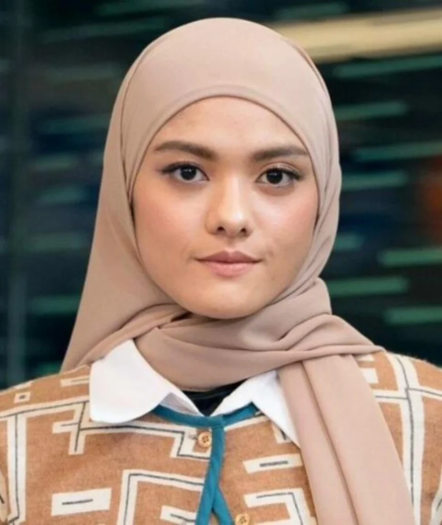 Shasha Abedul Net Worth, Wiki, Height, Age, Family, Boyfriend and Career Shasha Abedul Net Worth $1 Million