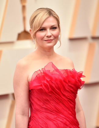 Kirsten Dunst Net Worth, Wiki, Height, Age, Family, Husband and Career Kirsten Dunst Net Worth $25 Million