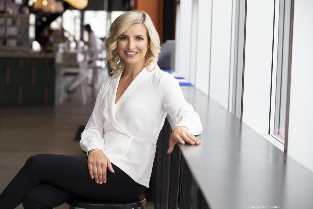 Sophia Minnaert Net Worth, Salary, Wiki, Age, Height, Husband and Career Sophia Minnaert was born on July 23, 1987, in Madison, Wisconsin, United States. She possesses American Nationality.