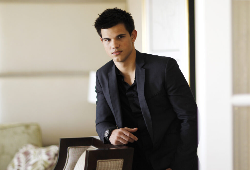 Taylor Lautner Net Worth, Wife, Wiki, Age, Height, Movies and Career Taylor Lautner began acting at a young age, appearing in commercials and television shows like The Bernie Mac Show and My Wife and Kids.