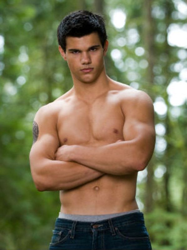 Taylor Lautner Net Worth, Wife, Wiki, Age, Height, Movies and Career Taylor Lautner Top 10 Movies and TV Shows