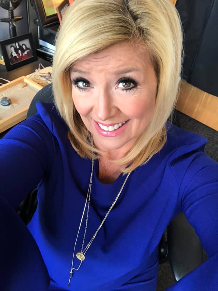 Allison Rosati Net Worth, Salary, Wiki, Age, Height, Husband, Kids, NBC 5 and Career Allison Rosati Net Worth $3 to $6 Million