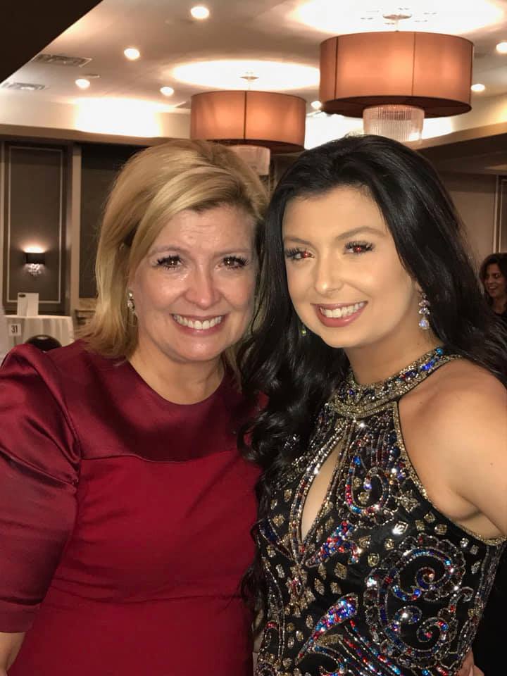 Allison Rosati Net Worth, Salary, Wiki, Age, Height, Husband, Kids, NBC 5 and Career Allison Rosati start in journalism happened during her final year of high school when she took part in the Minnesota Junior Miss contest.