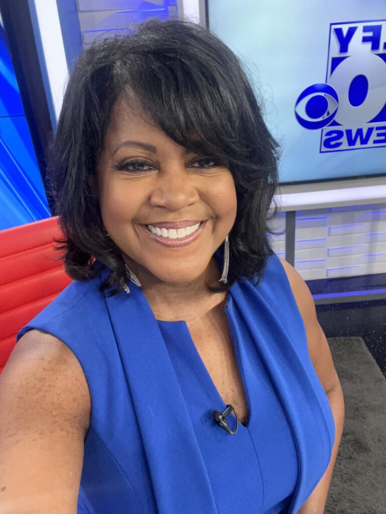 Darla Montgomery Net Worth, Salary, Wiki, Age, Height, Parents, Husband and Career Darla Montgomery is employed at KLFY TV 10 in Lafayette, LA working as a weekday anchor.