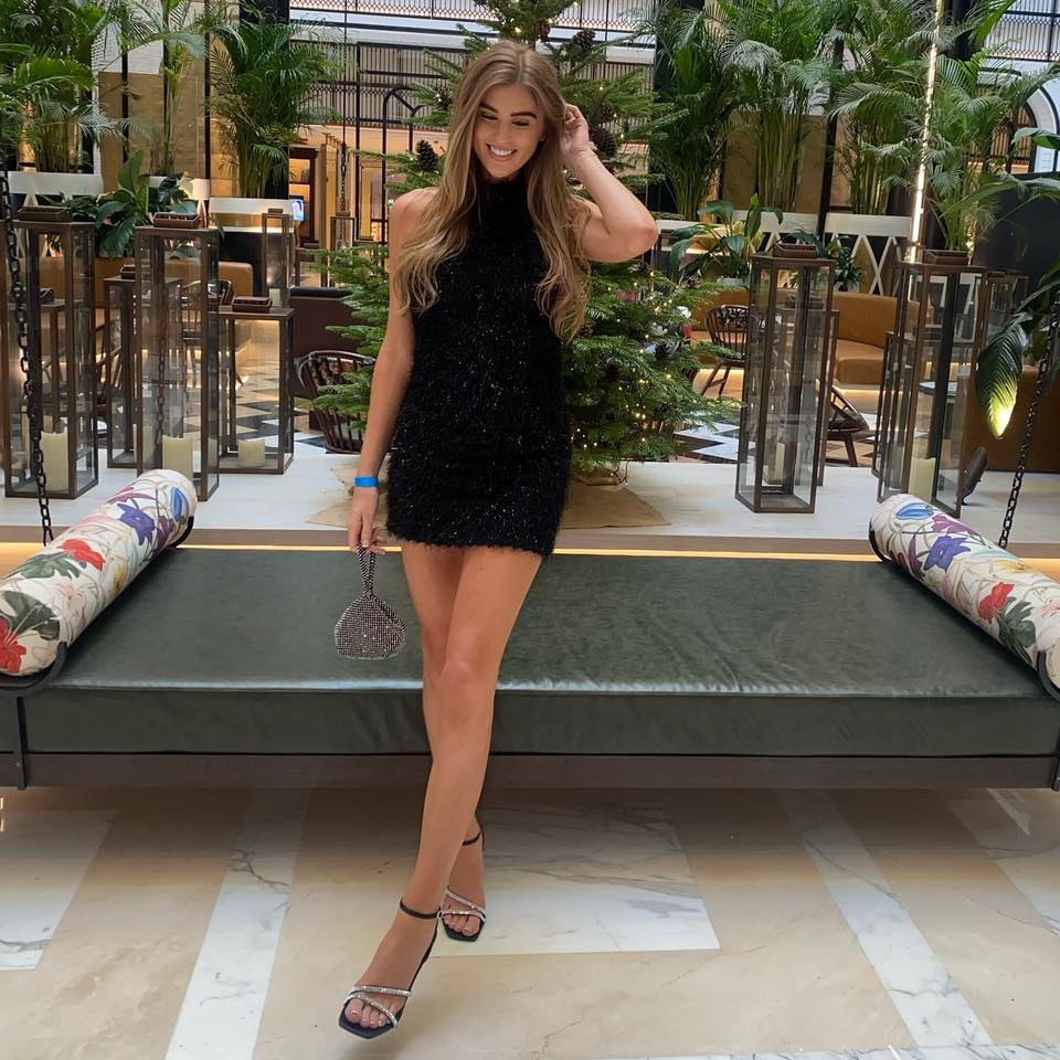 Lydia Moynihan Net Worth, Salary, Wiki, Age, Height, Parents, Husband and Career In April 2021, Lydia Moynihan started working for the New York Post as a Wall Street correspondent, signaling an important shift in her professional path.