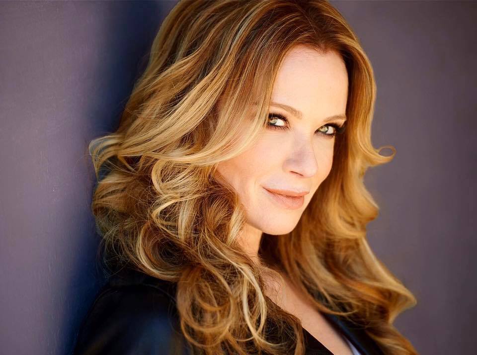 Lauren Holly Body Measurements, Height, Wiki, Age, Parents, Husband, Movies and Career Lauren Holly professional acting work commenced when she was 20 years old, taking part in two segments of Hill Street Blues.