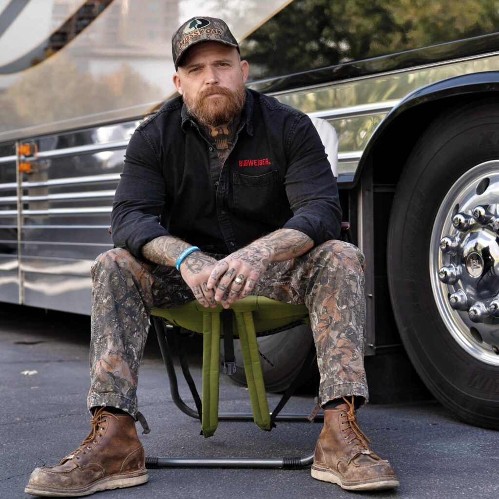 Adam Calhoun Net Worth, Wife, Wiki, Age, Height, Song and Career Adam Calhoun Net Worth $750, 000 USD