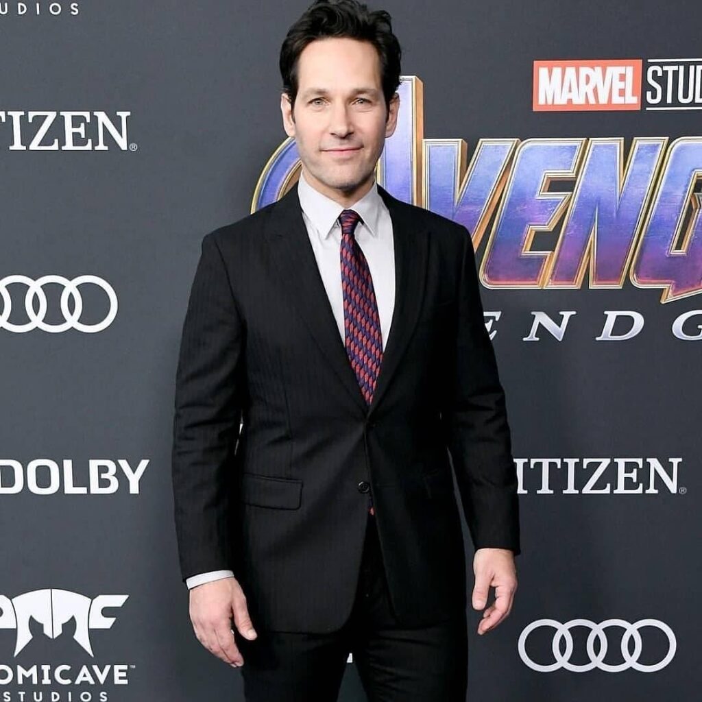 Paul Rudd Net Worth, Wife, Wiki, Age, Height, Parents, Movies and Career Paul Rudd height is 5 feet 10 inches (1.78 m) and weight is 78 kilograms (172 lbs).