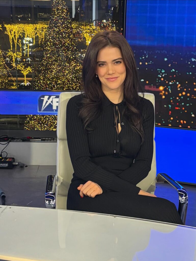 Lydia Moynihan Net Worth, Salary, Wiki, Age, Height, Parents, Husband and Career By December 2025, Moynihan keeps creating important news stories.