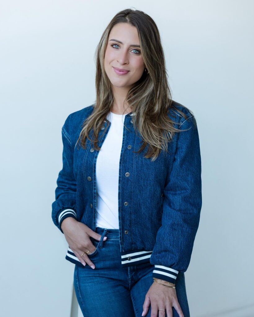 Ashlyn Sullivan Net Worth, Salary, Wiki, Age, Height, Husband NBC Sports and Career Ashlyn Sullivan keeps succeeding in her two positions at NBC Sports Philadelphia and SportsRadio 94WIP.