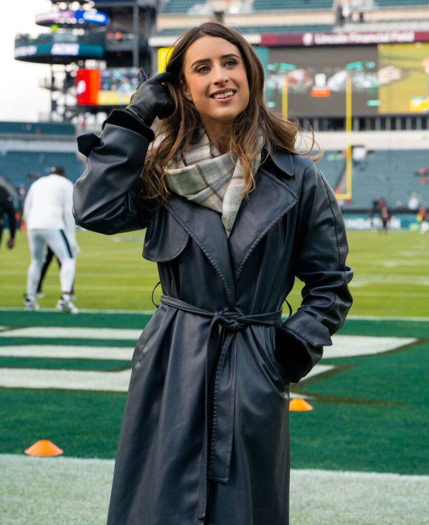 Ashlyn Sullivan Net Worth, Salary, Wiki, Age, Height, Husband NBC Sports and Career Ashlyn Sullivan began her reporting journey in smaller television areas.