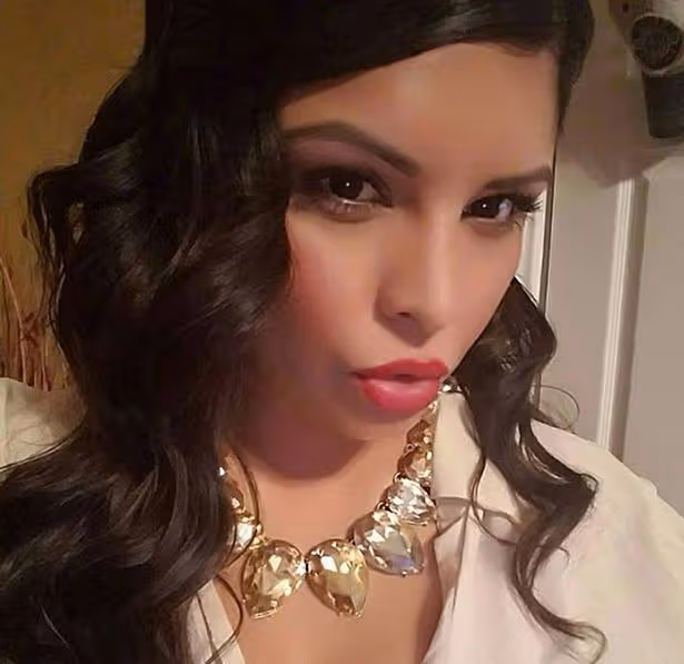 Bonnie Contreras Net Worth, Husband, Wiki, Age, Height, CEO and Career Contreras represents the strong bond between modeling and physical conditioning, proving physical health is essential to, rather than just separate from, attractiveness.