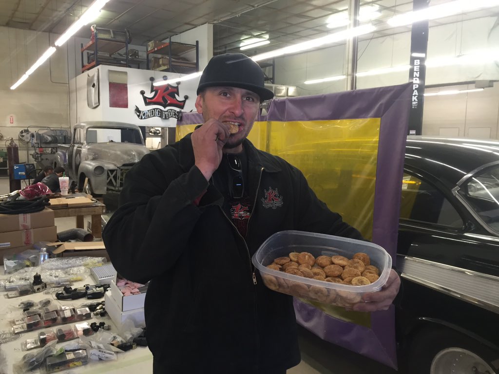 Kevin Schiele Net Worth, Salary, Wife, Wiki, Age, Height, Kindig-it Design and Career Kevin Schiele professional life in 2004, beginning work as a shop manager at a specialized auto restoration and fixing business named Kindig-It Design.