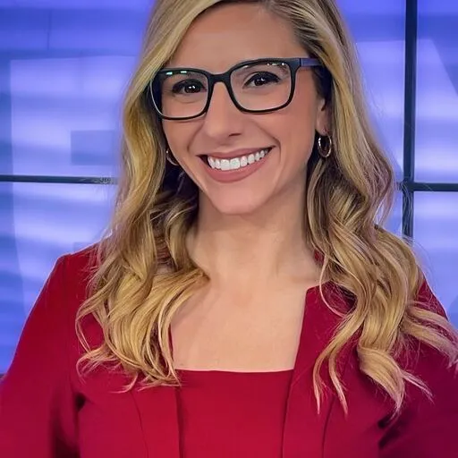 Kellie Rowe Net Worth, Salary, Husband, Wiki, Age, Height, Parents, Fox 2 and Career Kellie Rowe Net Worth $2 Million