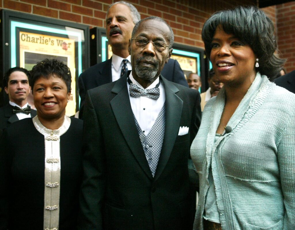 Vernon Winfrey (Oprah Winfrey Father) Age, Barber Shop, Net Worth and Wikipedia Vernon did not have a formal marriage with Oprah’s mother, Vernita Lee.