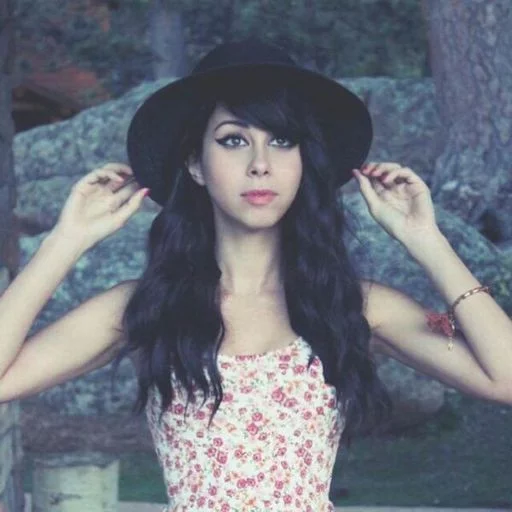 Shoe0nHead Net Worth, Husband, Wiki, Age, Height, Ethnicity, Youtuber and Career Shoe0nHead Net Worth $2 Million