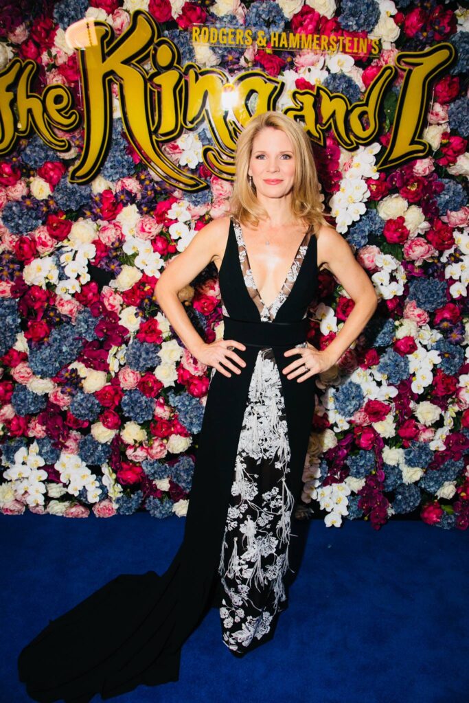 Kelli O’Hara Net Worth, Husband, Wiki, Age, Height, Movies, Songs and Career Kelli O’Hara height is 5 feet 7 inches (1.70 m) and weight is 58 kilograms (128 lbs).