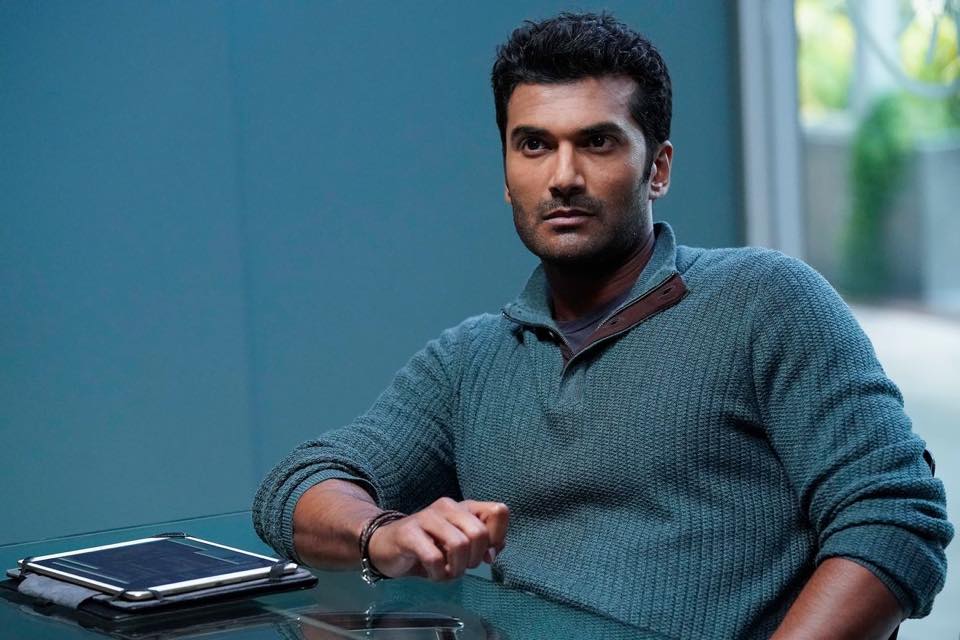 Sendhil Ramamurthy Net Worth, Wife, Wiki, Age, Height, Parents, Movies and Career Sendhil Ramamurthy early profession was once marked through deliberate picks to keep away from stereotypical roles frequently supplied to actors of Indian descent.