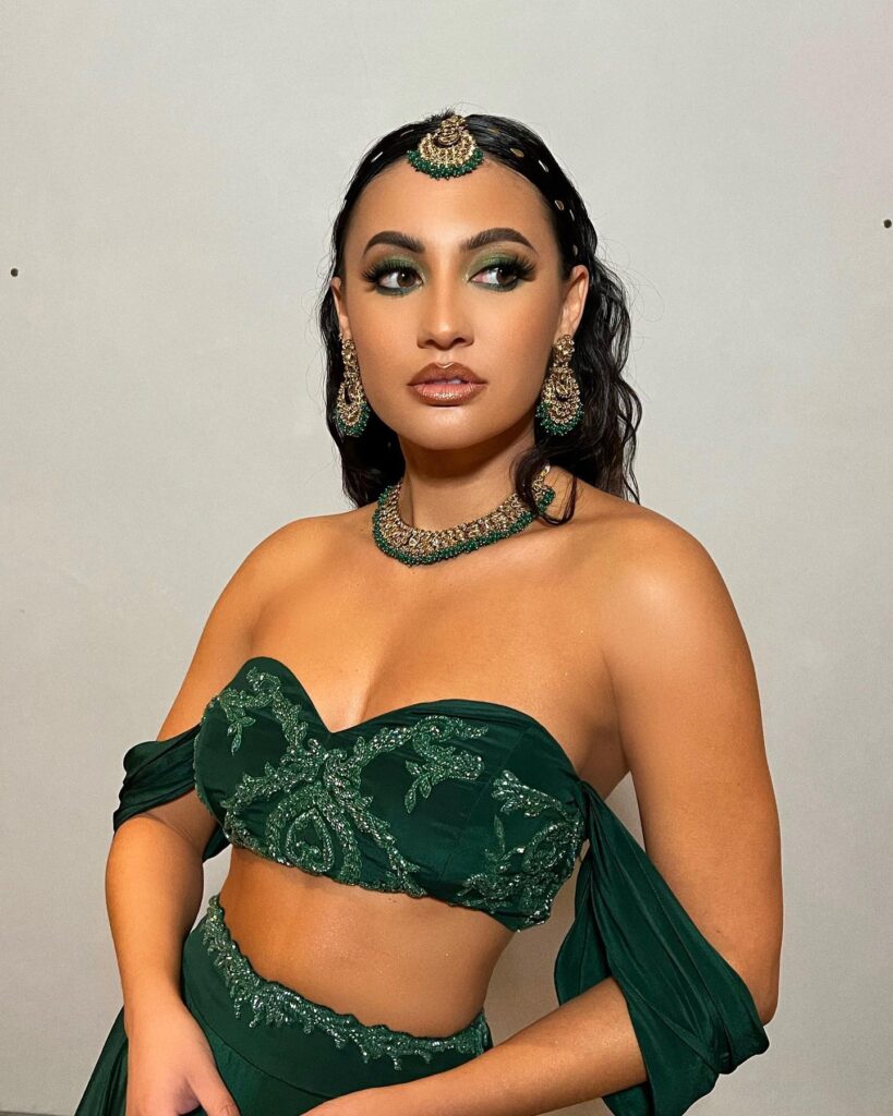 Francia Raisa Net Worth, Boyfriend, Wiki, Age, Height, Parents, Movies and Career Breakthrough and Career Highlights