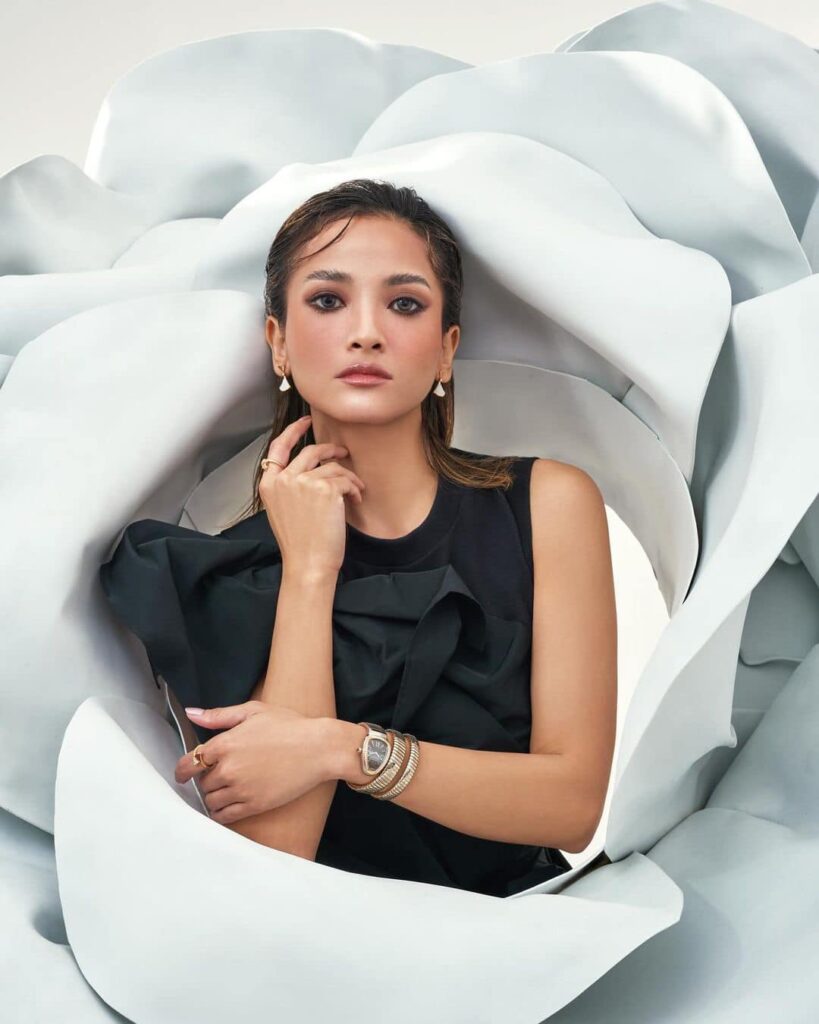 Acha Septriasa Net Worth, Husband, Wiki, Age, Height, Parents, Songs, Movies and Career Acha Septriasa career started out her profession in modelling as the Gadis Sampul pageant, held by means of the teen journal Gadis in 2004.