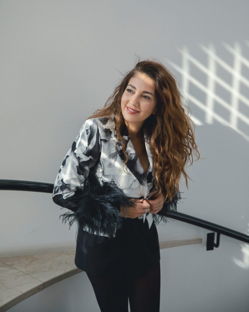 Fanny Cadeo Net Worth, Husband, Wiki, Age, Height, Movies and Career Fanny Cadeo development path reflected the development of her aspirations. While facing challenges, she skillfully turned them into a springboard that led her to greatness.