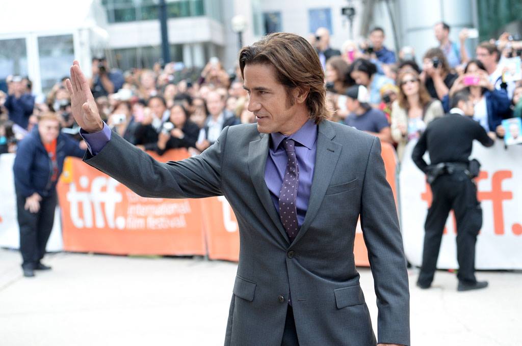 Dermot Mulroney Net Worth, Wife, Wiki, Age, Height, Parents, Movies and Career Dermot Mulroney made his television debut in 1986 with the CBS film, Sin of Innocence.