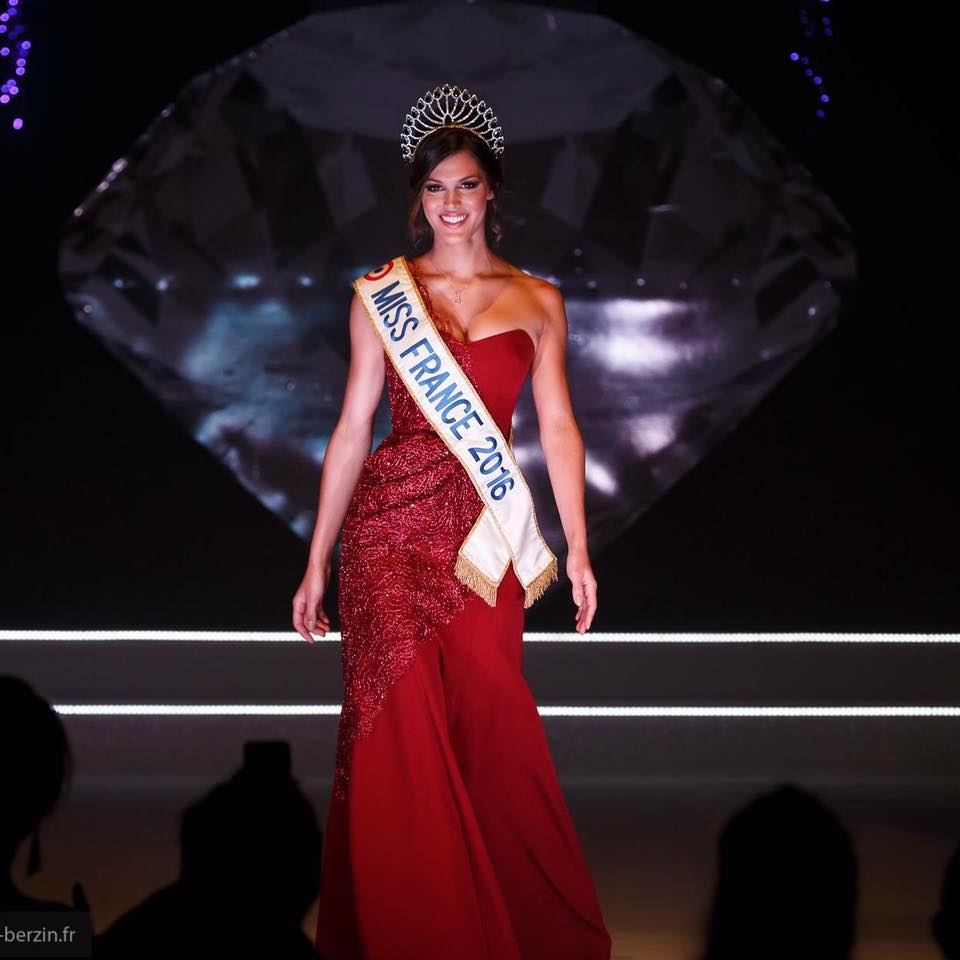 Iris Mittenaere Net Worth, Husband, Wiki, Age, Height, Parents, Models and Career Iris Mittenaere being the reigning splendor queen of the universe, has the complete world searching at her splendor regimen.