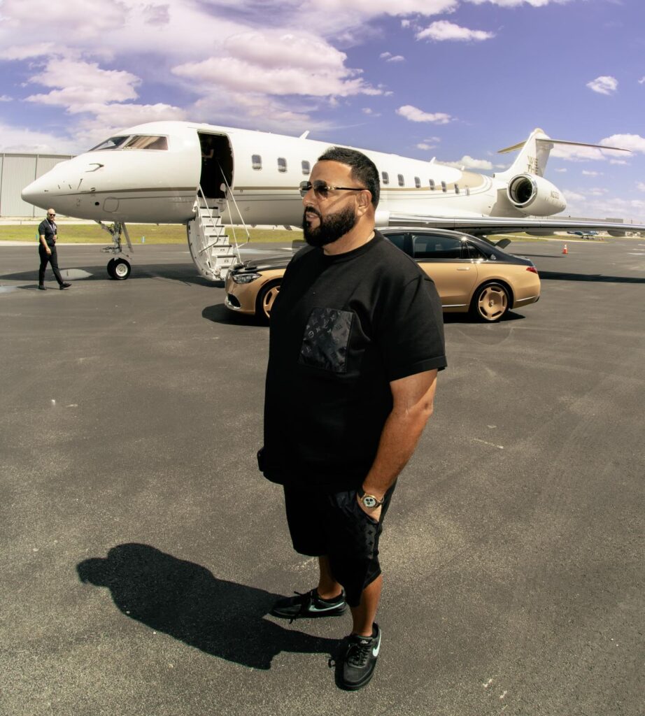 DJ Khaled Net Worth, Wife, Wiki, Age, Height, Parents, Songs and Career DJ Khaled height is 5 feet 7 inches (1.70 m) and weight is 106 kilograms (234 lbs).