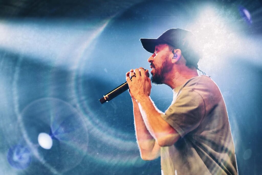 Mike Shinoda Net Worth, Wife, Wiki, Age, Height, Parents, Songs and Career Mike Shinoda’s musical experience commenced earnestly in the mid-1990s. With Rob Bourdon and Brad Delson, he co-founded the band Xero in 1996.