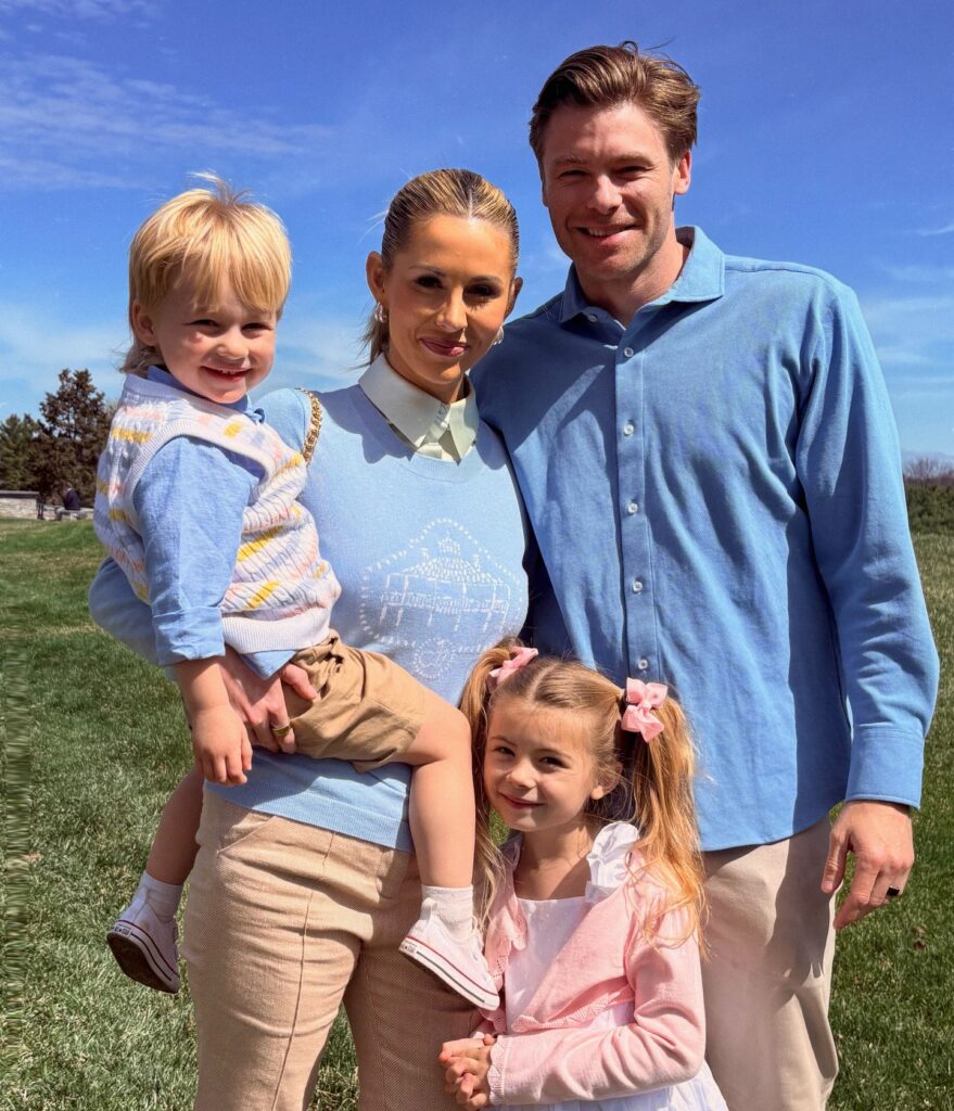 Laura Rutledge Net Worth, Husband, Wiki, Age, Height, Parents, Journalist and Career Laura obtained married to Josh Rutledge on December 7, 2013.