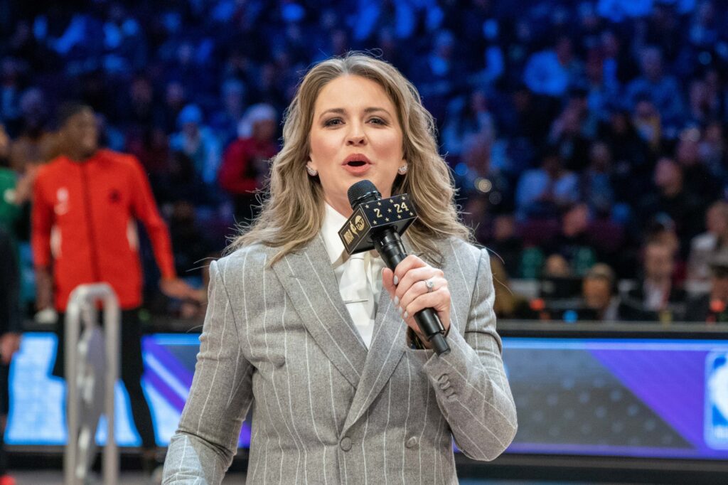 Kristen Ledlow Net Worth, Husband, Wiki, Age, Height, Parents, Sportscaster and Career Kristen Ledlow sought employment in the scope of her university degree, and determined a function at WTXL-TV, web hosting the “Good News Show”.